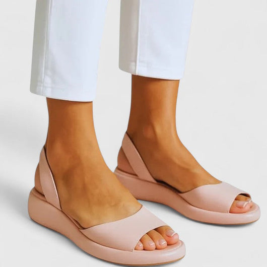 Emrynn | Comfortable Flat Sandals