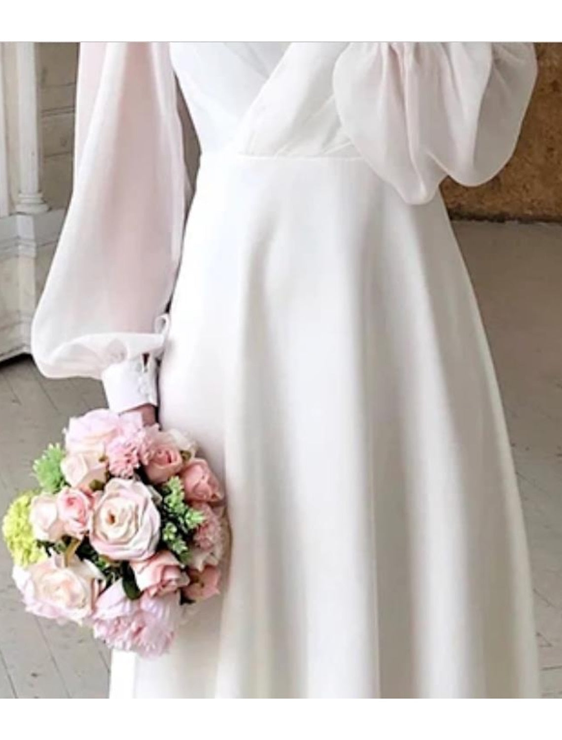 Birgit Classic Long-Sleeve Flowing Bridal Gown