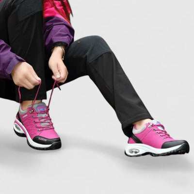 Leslie | Casual Comfortable Lace-Up Sneakers